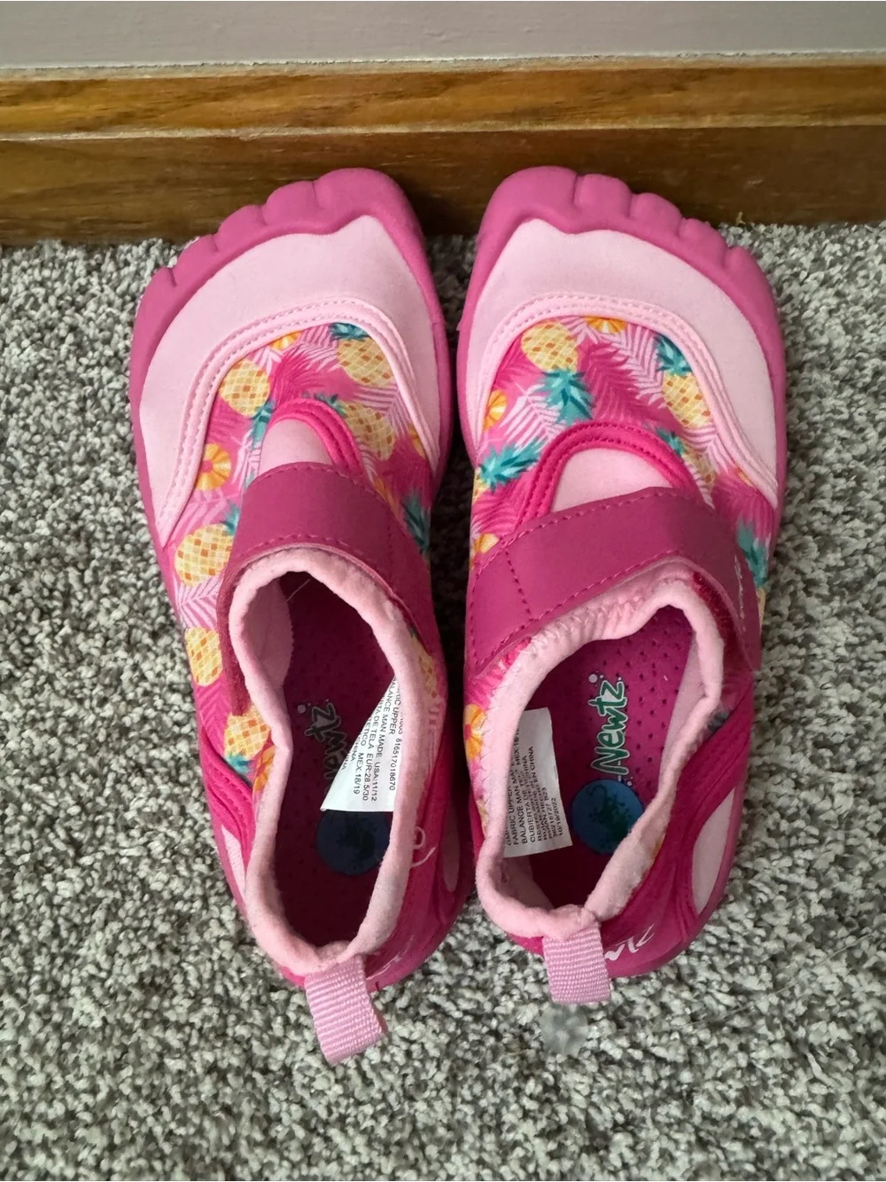 Newtz Pink Pineapple Water Shoes Size 11/12